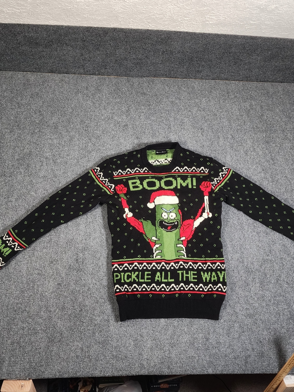 (M) rick and morty ugly Christmas Sweater pickle all the way boom big Logo black